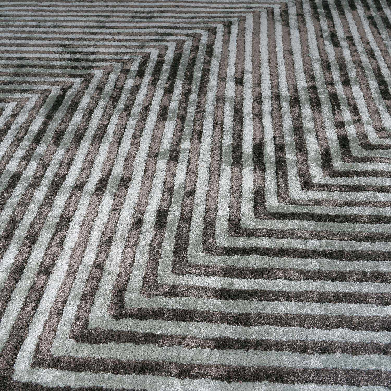 Quartz Patterned Sheen Gray/Green Viscose Rug
