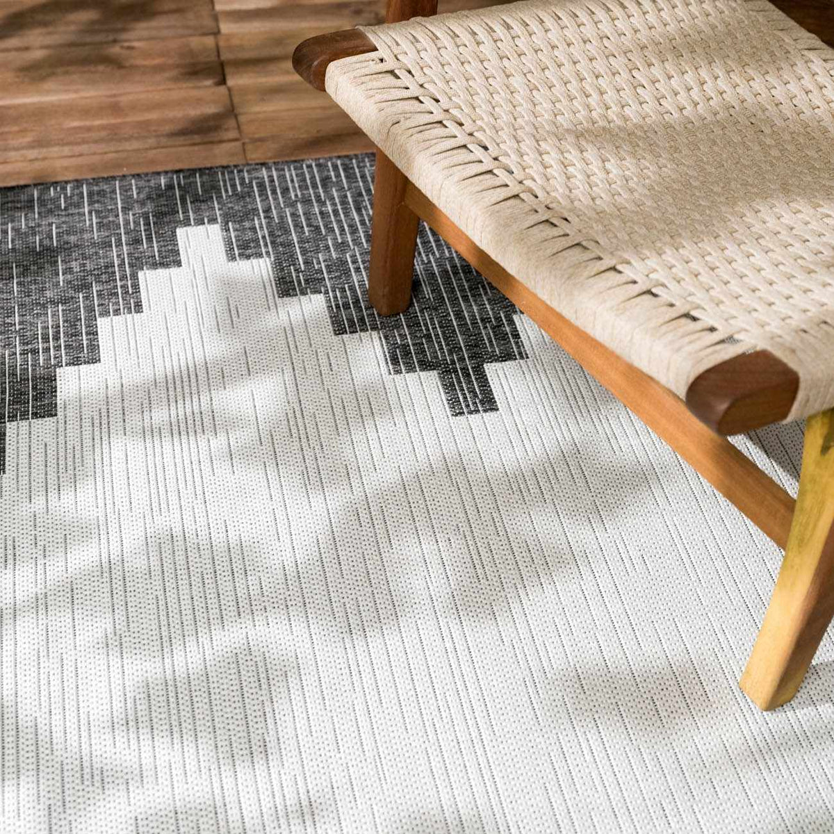 Djugun Outdoor Rug