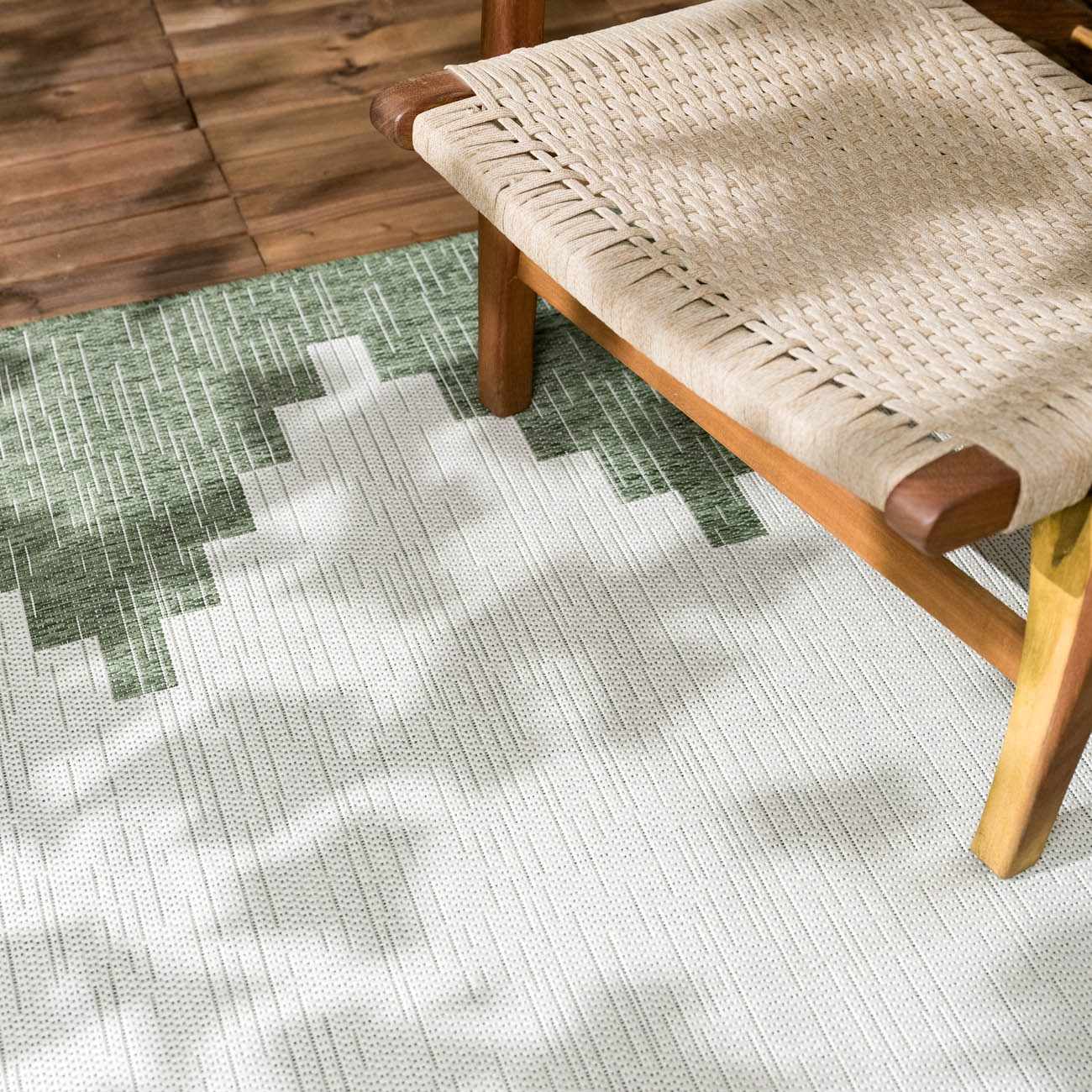Djugun Green Performance Outdoor Rug