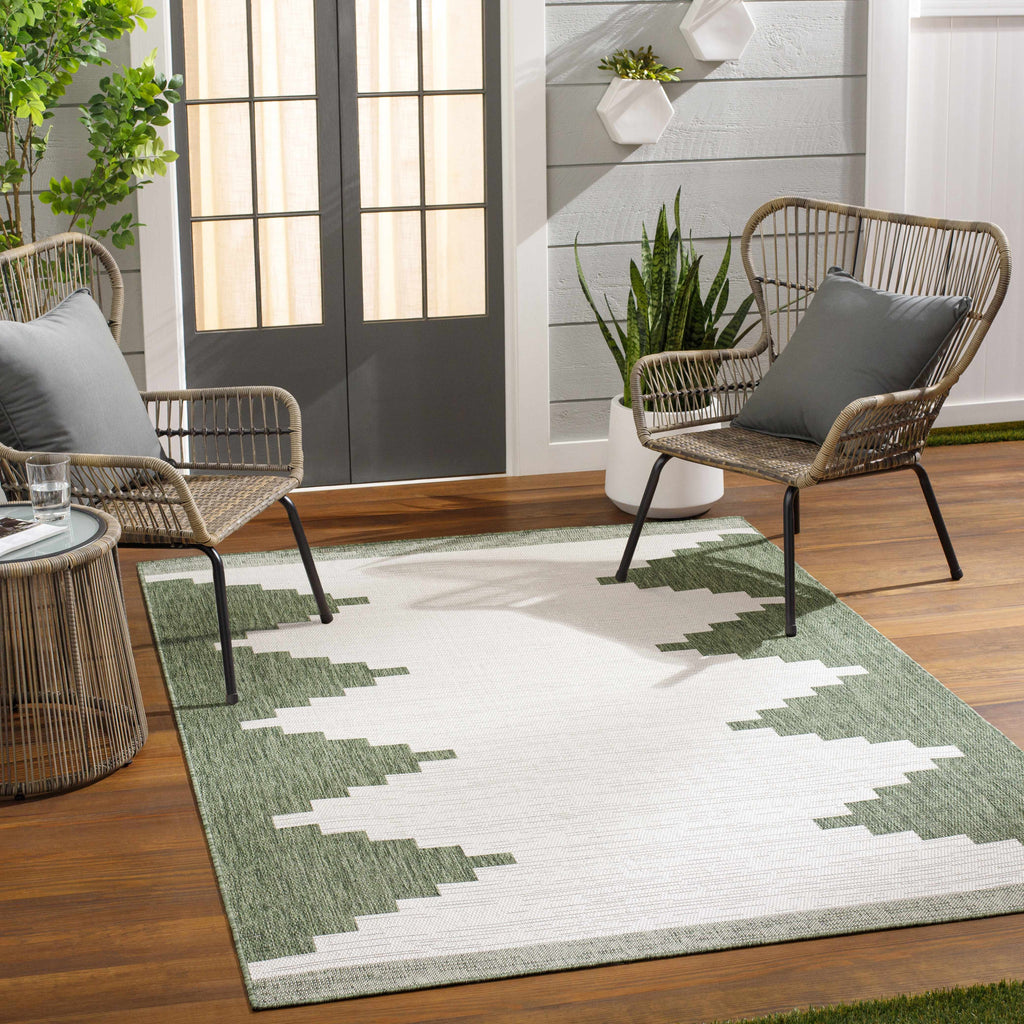 Djugun Green Performance Outdoor Rug