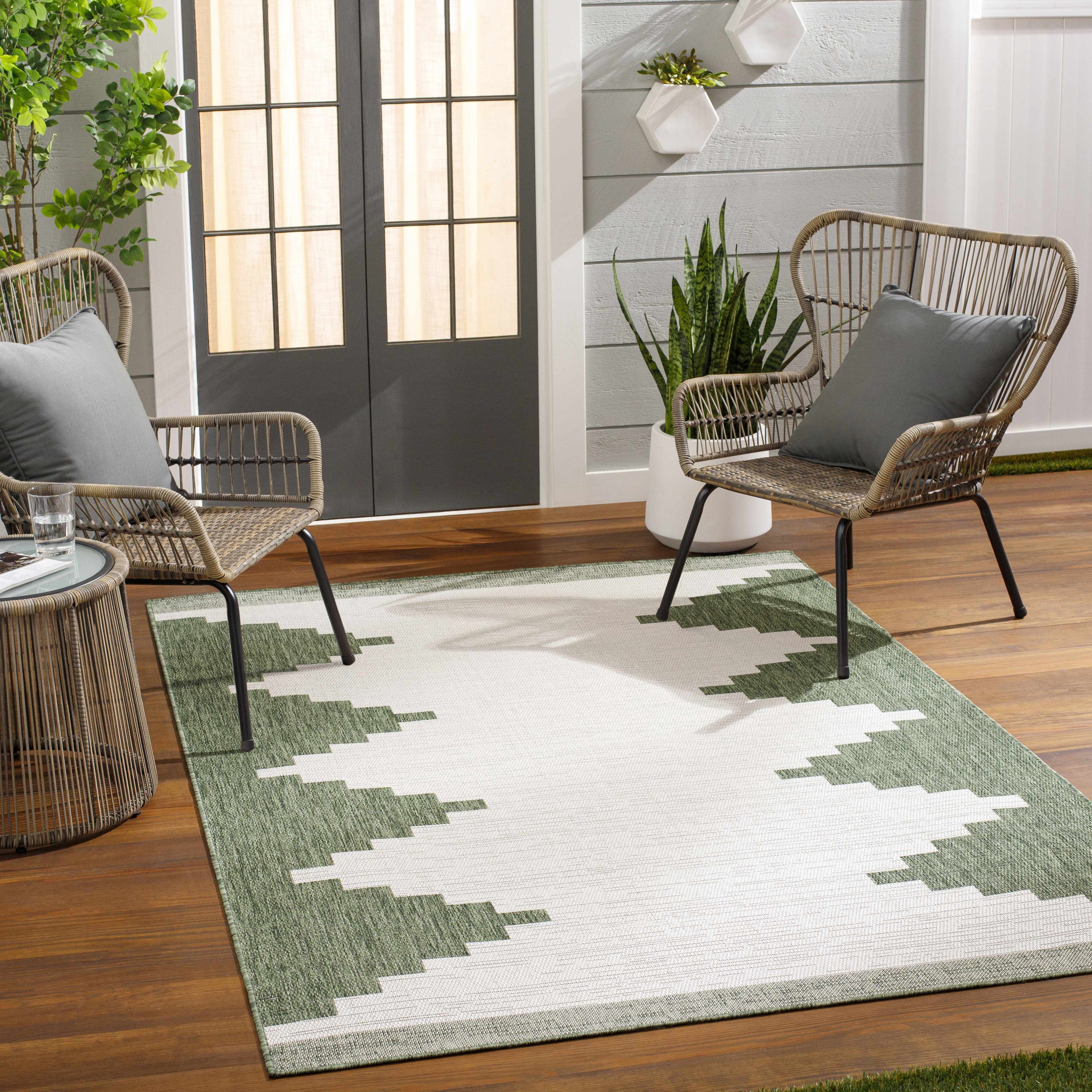 Djugun Green Performance Outdoor Rug