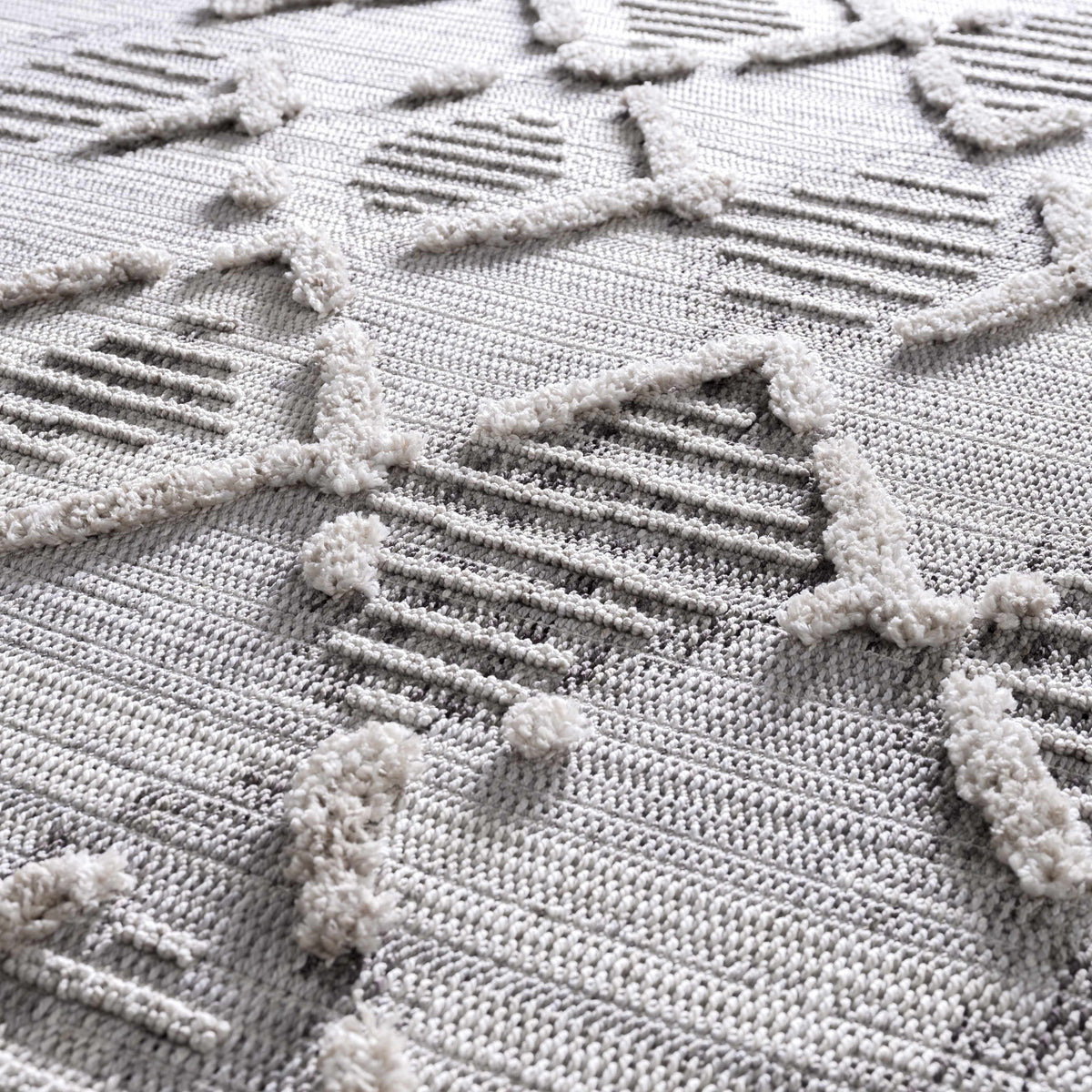 Bogtong High-Low Rustic Rug