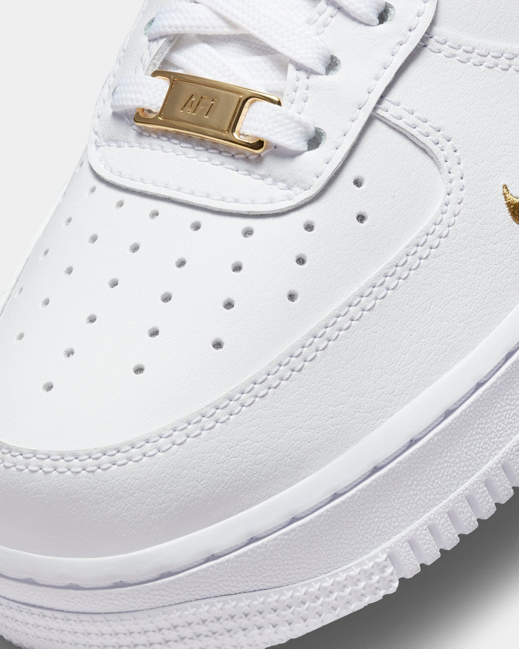 Nike Women's Air Force 1 '07 Essentials White/Gym Red