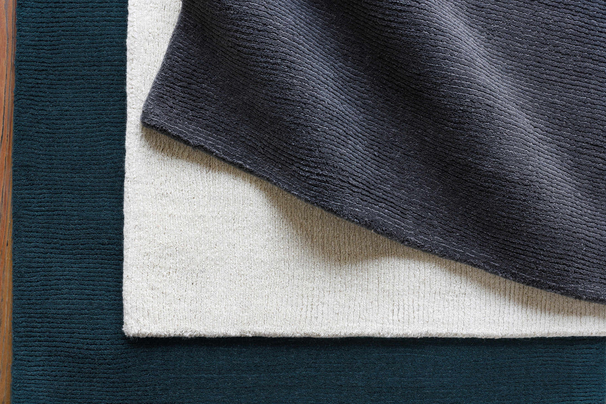 Brockton Solid Dark Blue Wool Rug