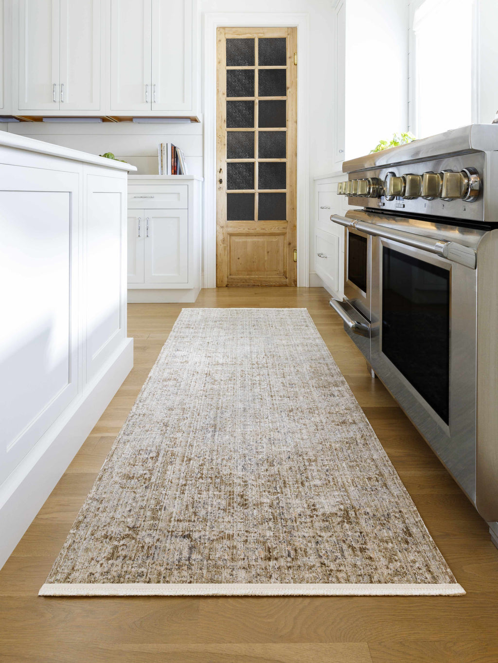 Margaret Outdoor Machine Woven Becki Owens x LIVABLISS BOMG-2310 Washable Area Rug